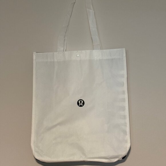 NEW 1 Lululemon Large Reusable Shopping Gift Bag Tote White and Black - Picture 1 of 5